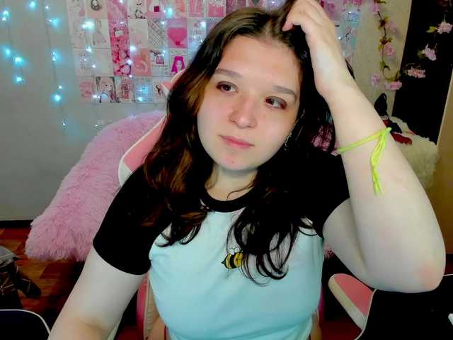 Acid-Kate live cam on BongaCams
