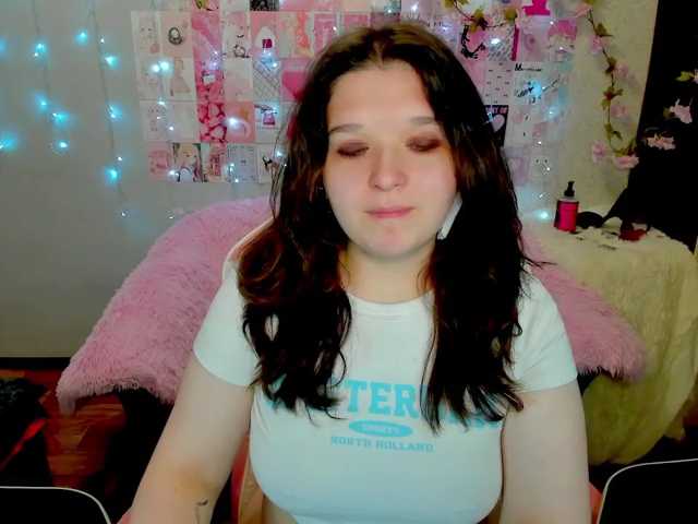 Acid-Kate live cam on BongaCams