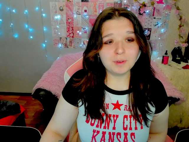 Acid-Kate live cam on BongaCams