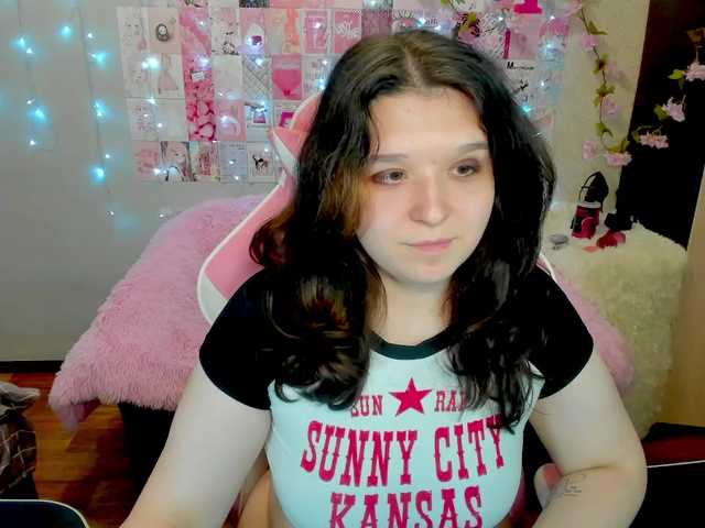 Acid-Kate live cam on BongaCams