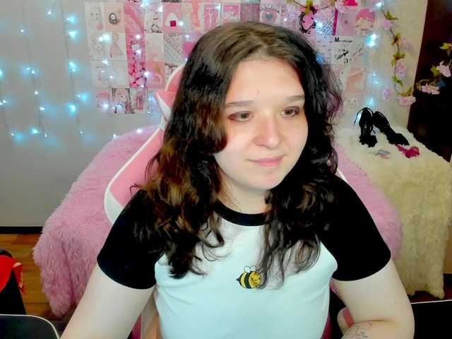Acid-Kate live cam on BongaCams