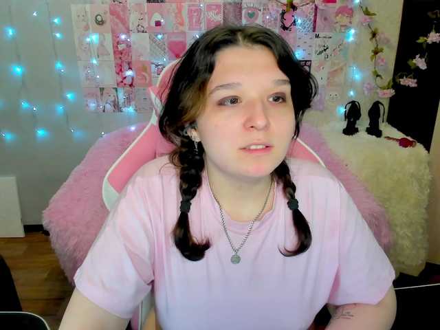 Acid-Kate live cam on BongaCams