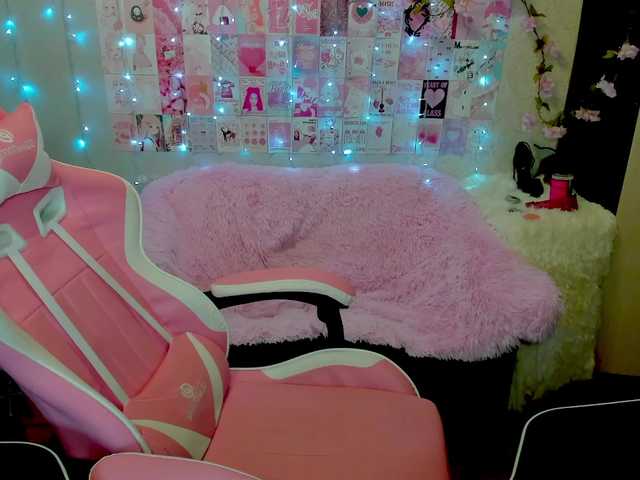 Acid-Kate live cam on BongaCams