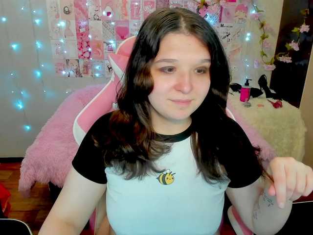 Acid-Kate live cam on BongaCams
