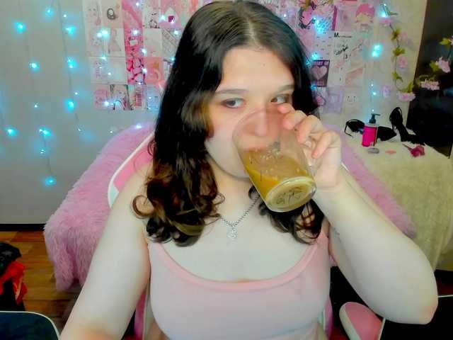 Acid-Kate live cam on BongaCams