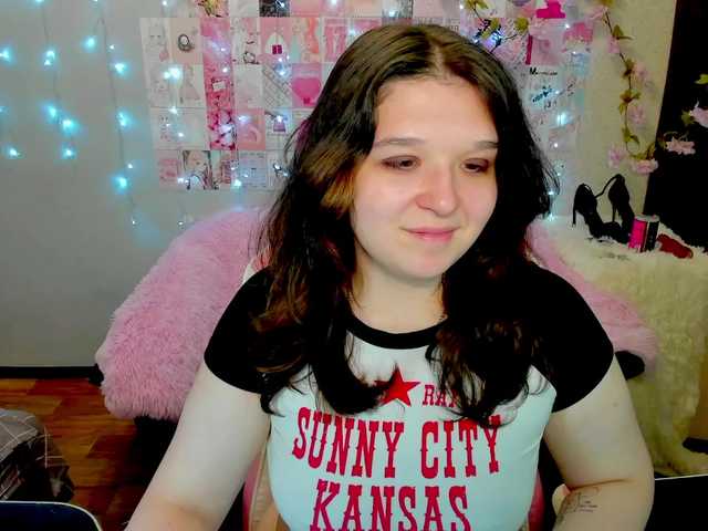 Acid-Kate live cam on BongaCams