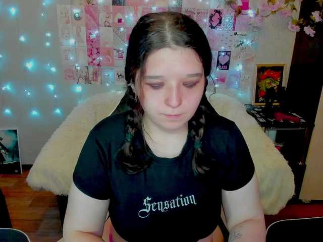 Acid-Kate live cam on BongaCams