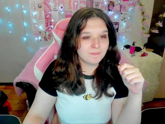 Acid-Kate live cam on BongaCams