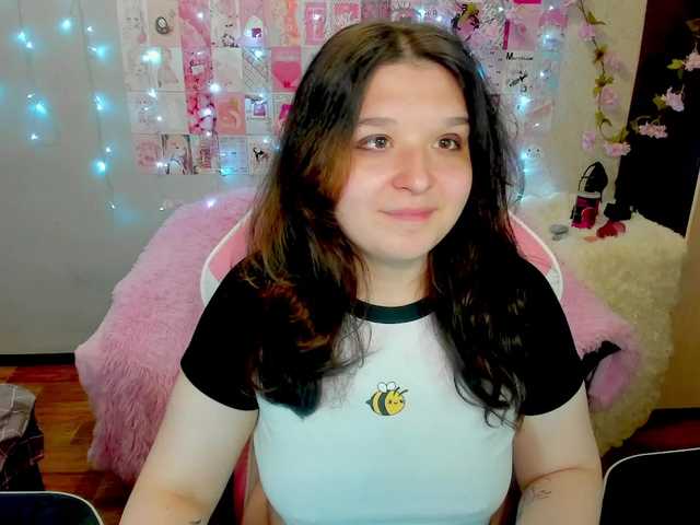 Acid-Kate live cam on BongaCams