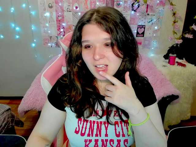Acid-Kate live cam on BongaCams