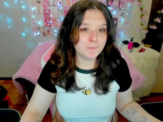 Acid-Kate live cam on BongaCams