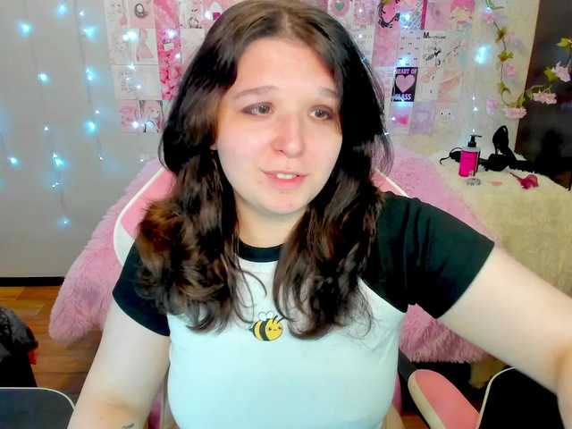 Acid-Kate live cam on BongaCams