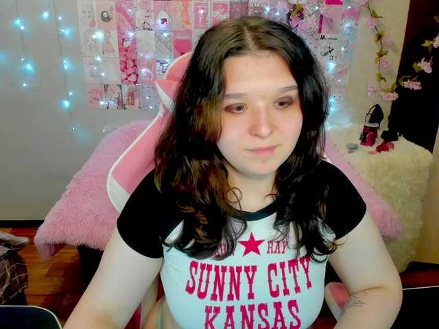 Acid-Kate live cam on BongaCams