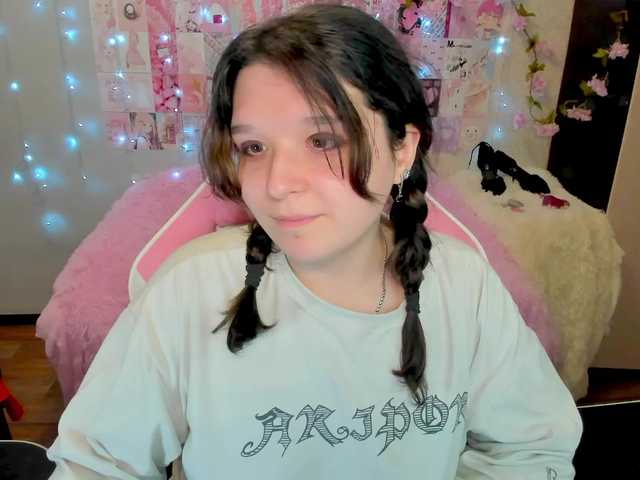 Acid-Kate live cam on BongaCams