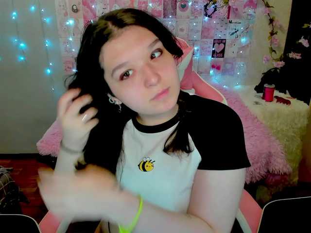Acid-Kate live cam on BongaCams