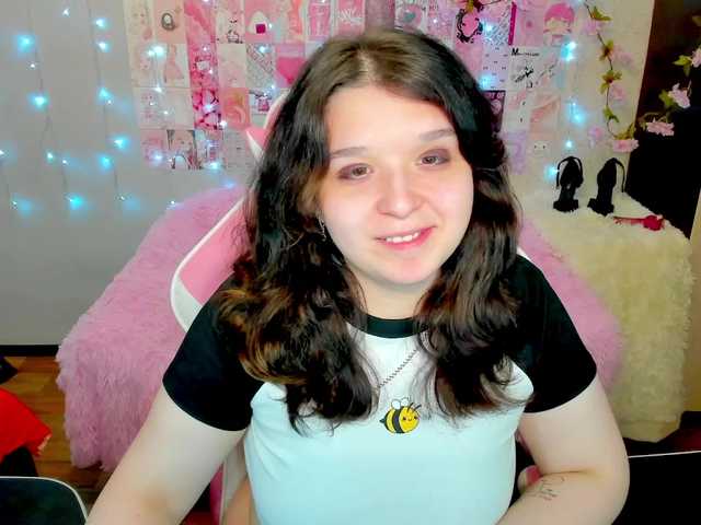 Acid-Kate live cam on BongaCams