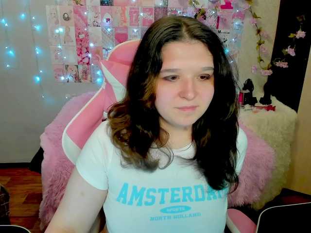 Acid-Kate live cam on BongaCams