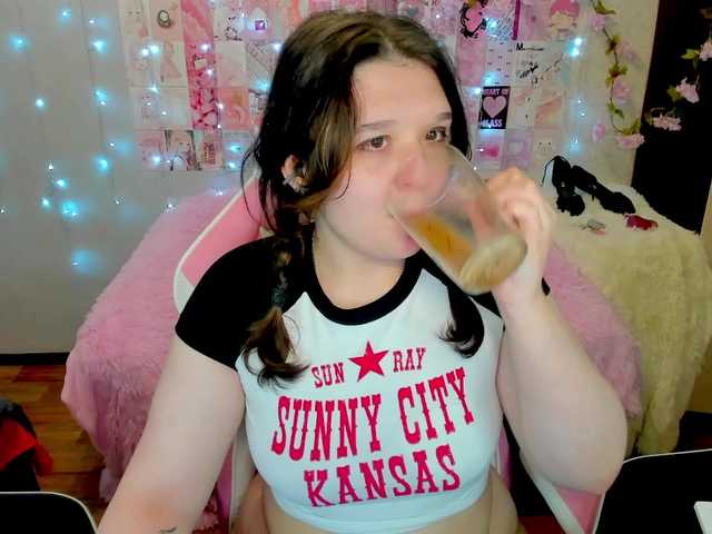 Acid-Kate live cam on BongaCams