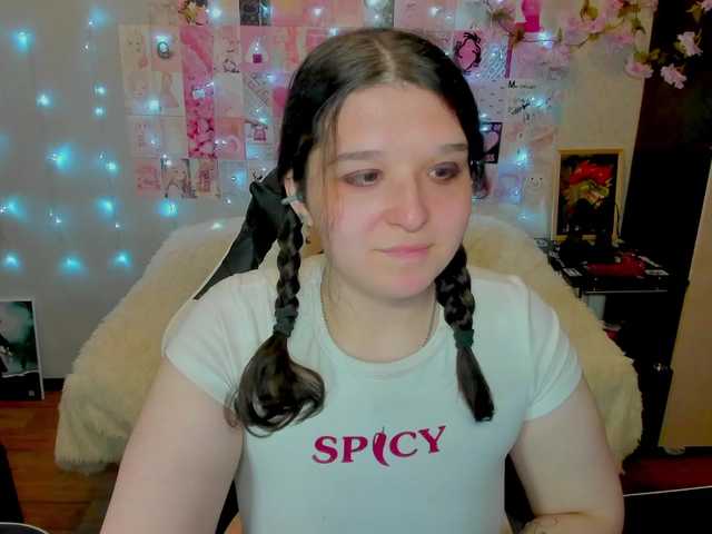 Acid-Kate live cam on BongaCams