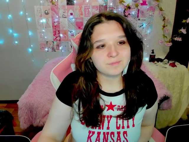 Acid-Kate live cam on BongaCams