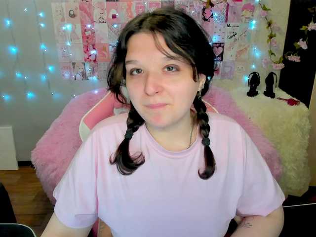 Acid-Kate live cam on BongaCams