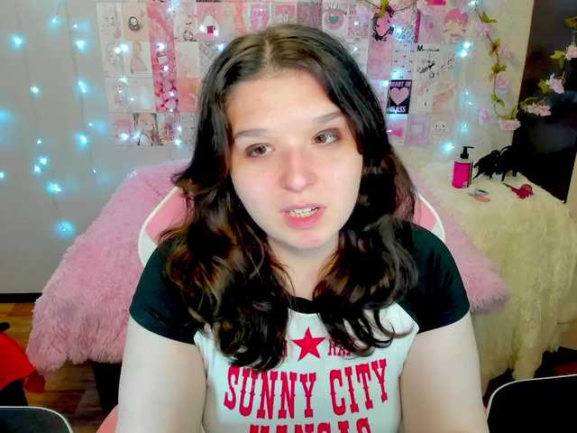 Acid-Kate live cam on BongaCams