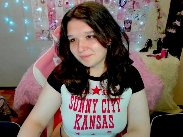 Acid-Kate live cam on BongaCams