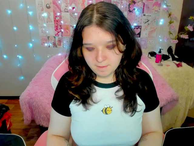 Acid-Kate live cam on BongaCams