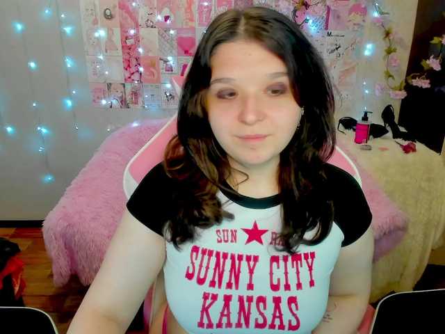 Acid-Kate live cam on BongaCams