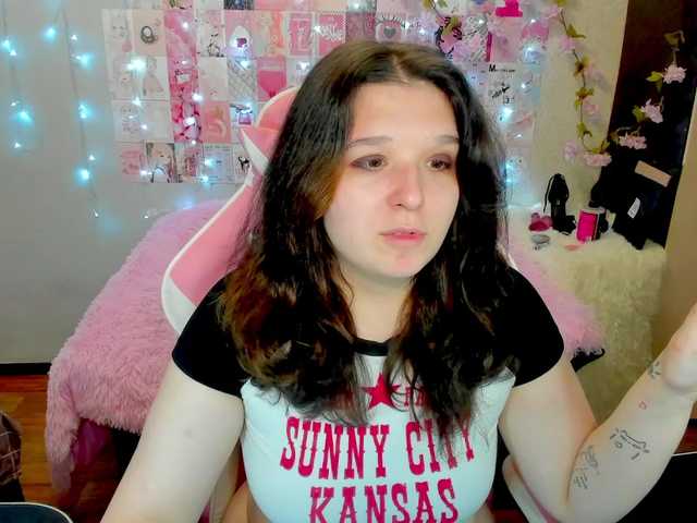 Acid-Kate live cam on BongaCams