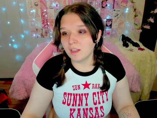 Acid-Kate live cam on BongaCams