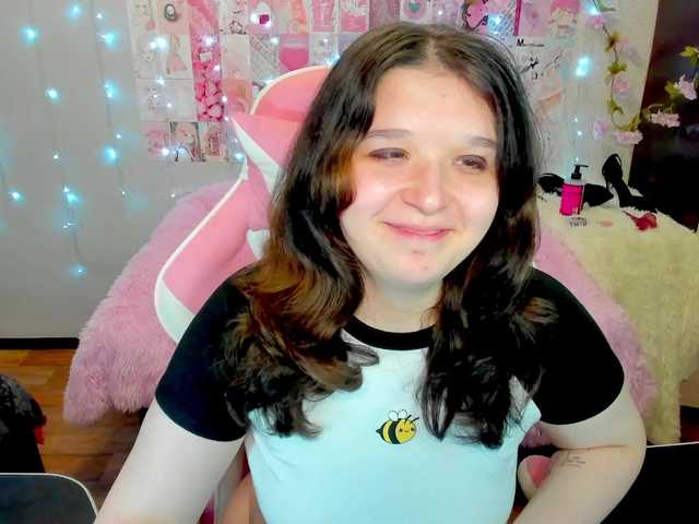 Acid-Kate live cam on BongaCams
