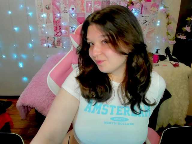 Acid-Kate live cam on BongaCams