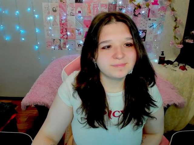 Acid-Kate live cam on BongaCams