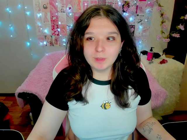 Acid-Kate live cam on BongaCams