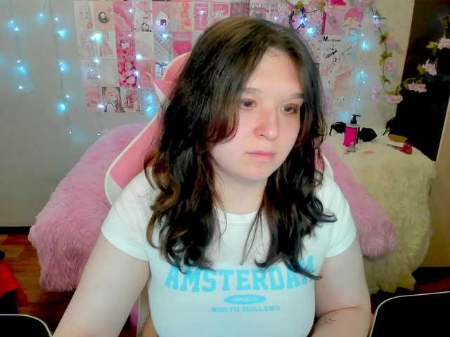 Acid-Kate live cam on BongaCams