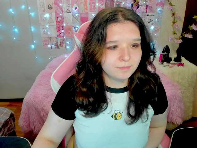 Acid-Kate live cam on BongaCams