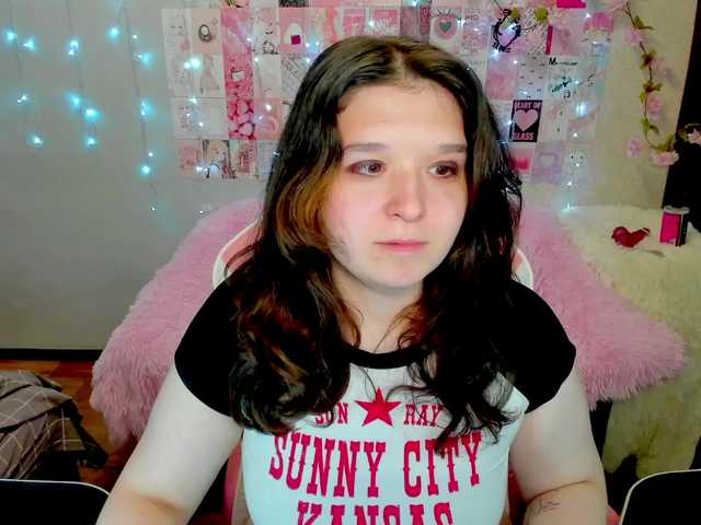 Acid-Kate live cam preview