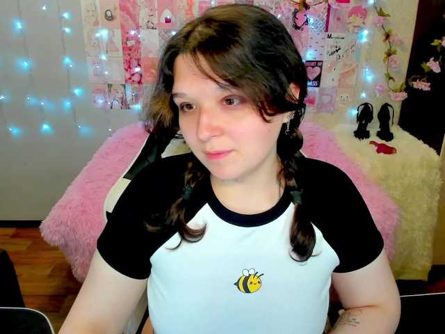 Acid-Kate live cam on BongaCams