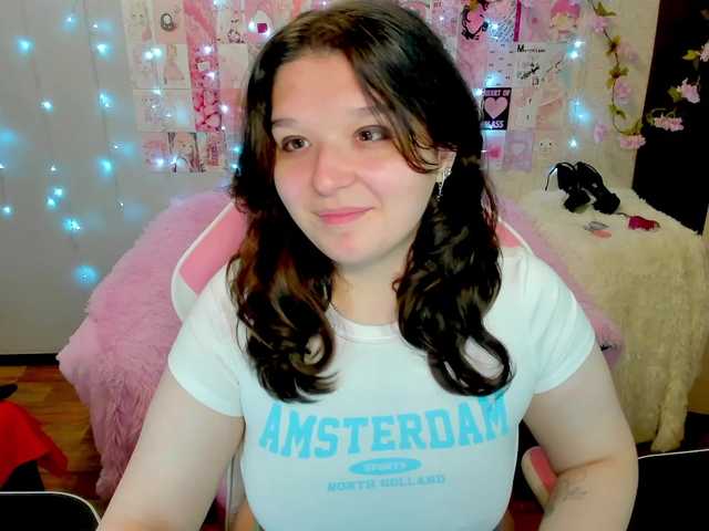 Acid-Kate live cam on BongaCams