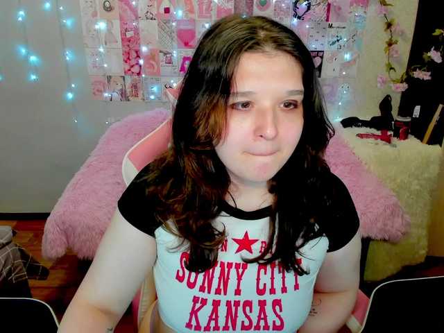Acid-Kate live cam on BongaCams
