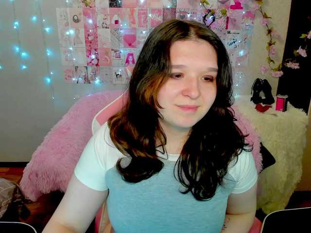 Acid-Kate live cam preview