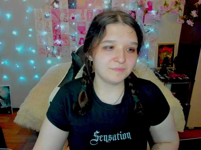 Acid-Kate live cam on BongaCams