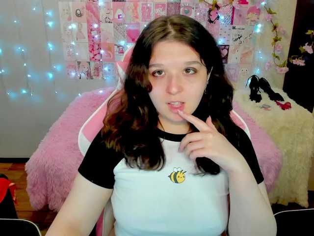 Acid-Kate live cam on BongaCams