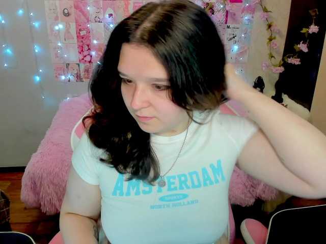 Acid-Kate live cam on BongaCams