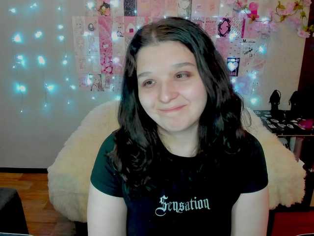 Acid-Kate's BongaCams show and profile