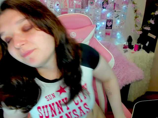 Acid-Kate live cam on BongaCams