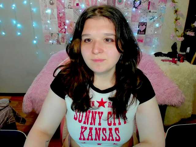 Acid-Kate live cam on BongaCams