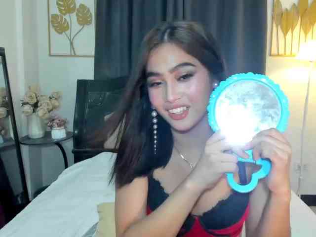 SUGAHBABEmikka Sex Cam Show