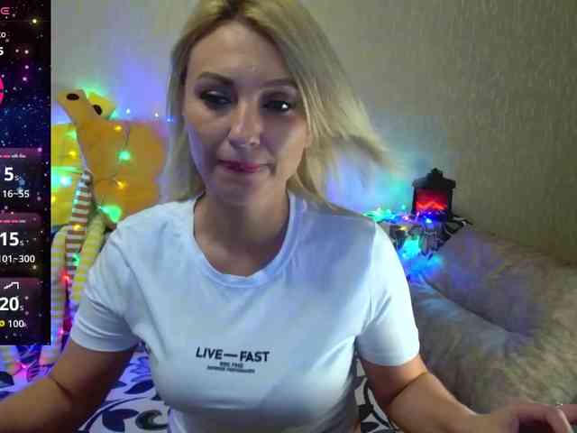 AnnaDeVille webcam